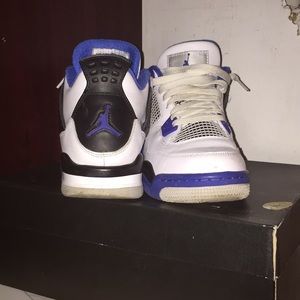 Air Jordan Retro 4s